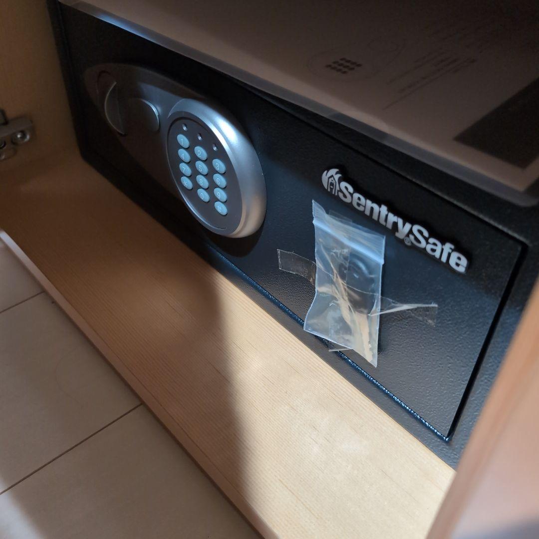 ホテル家具送料別