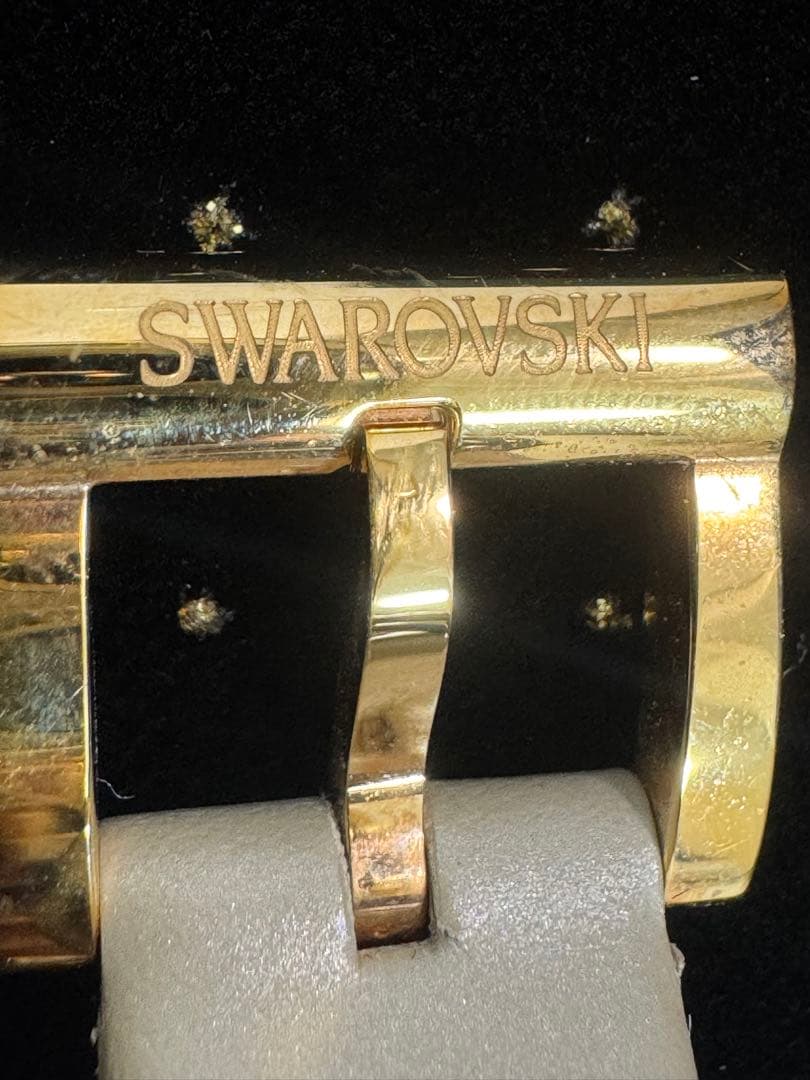 SWAROVSKI アナログ腕時計　新品電池交換済✨