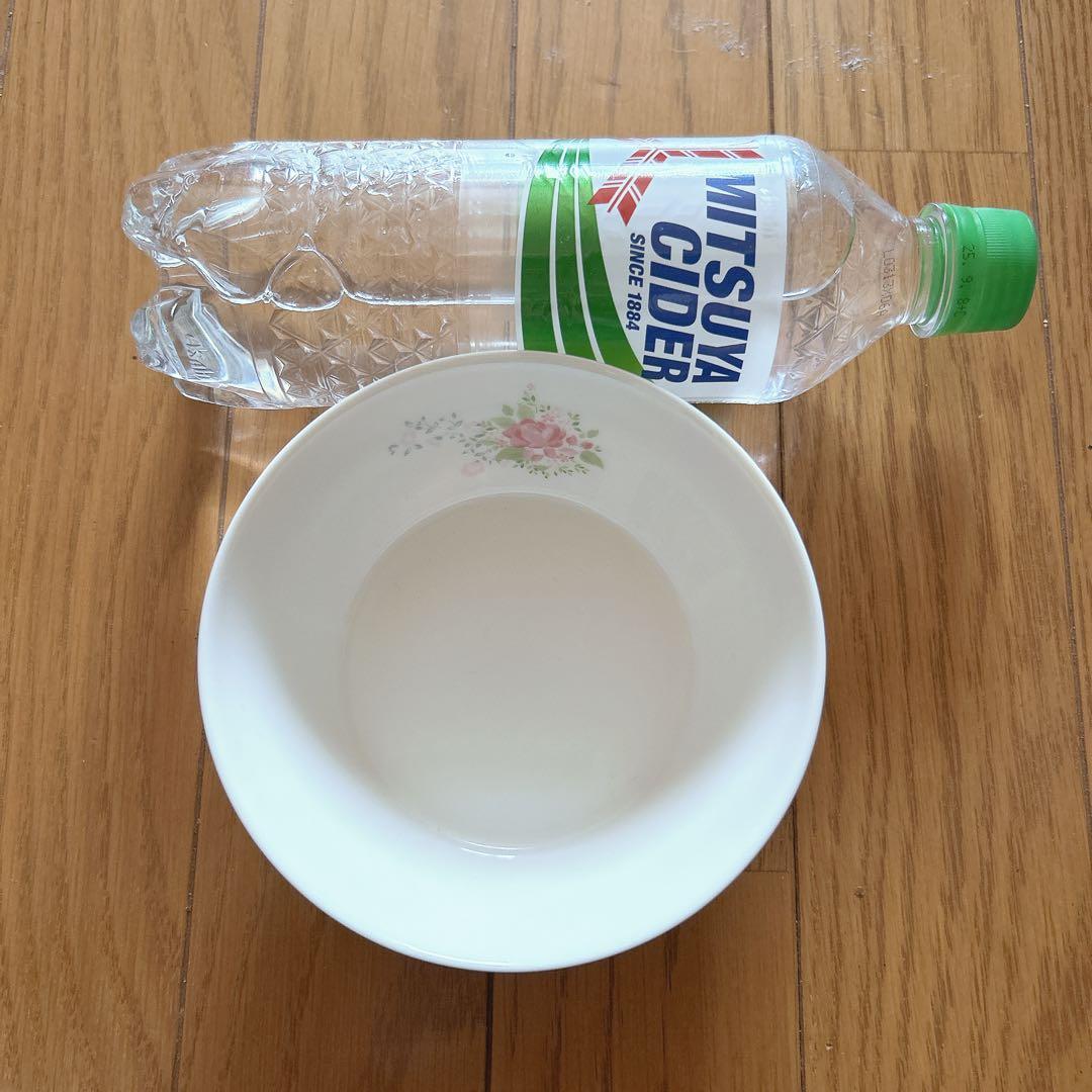 ウェッジウッド ピーターラビット 100周年記念プレートとカレンダー 旧刻印 他