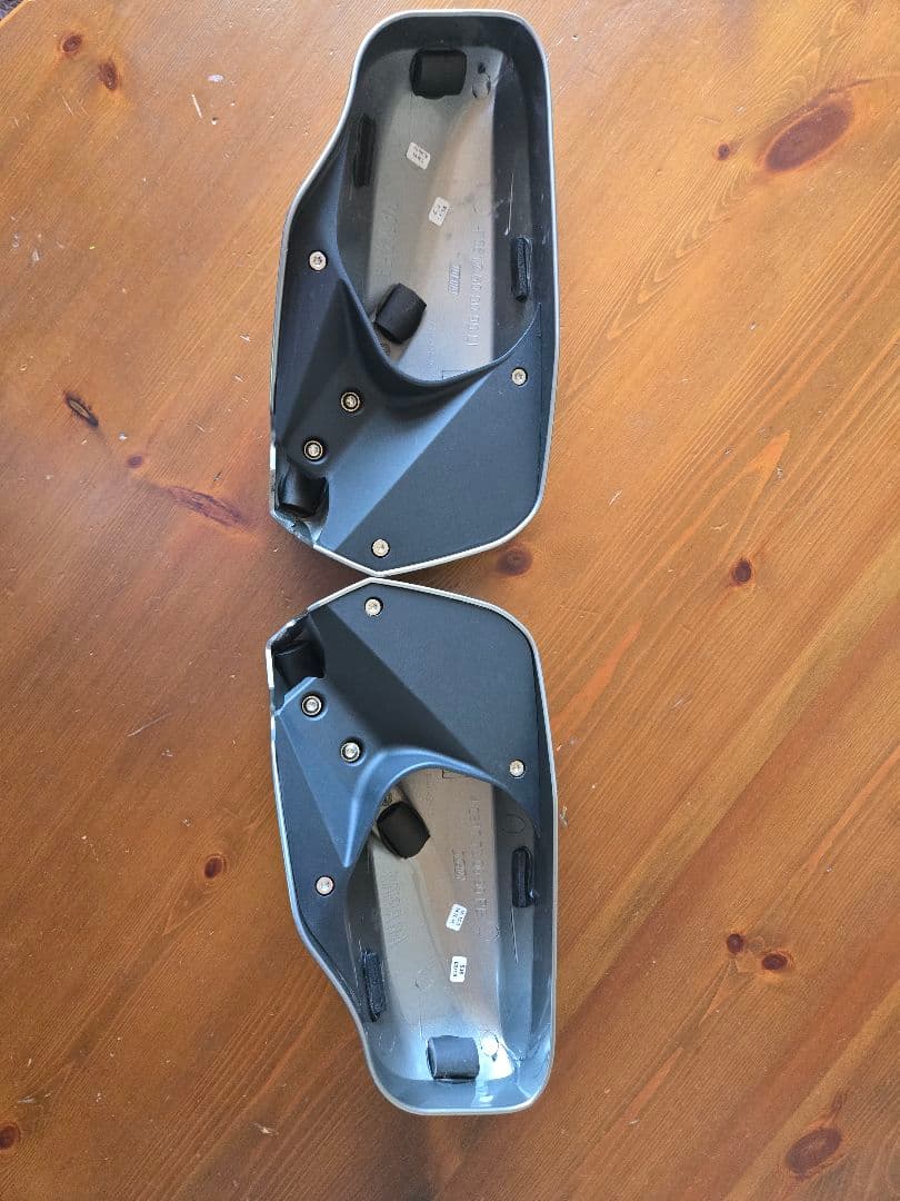 FJR1300 2014～ワイズギヤ 純正オプションナックルガード