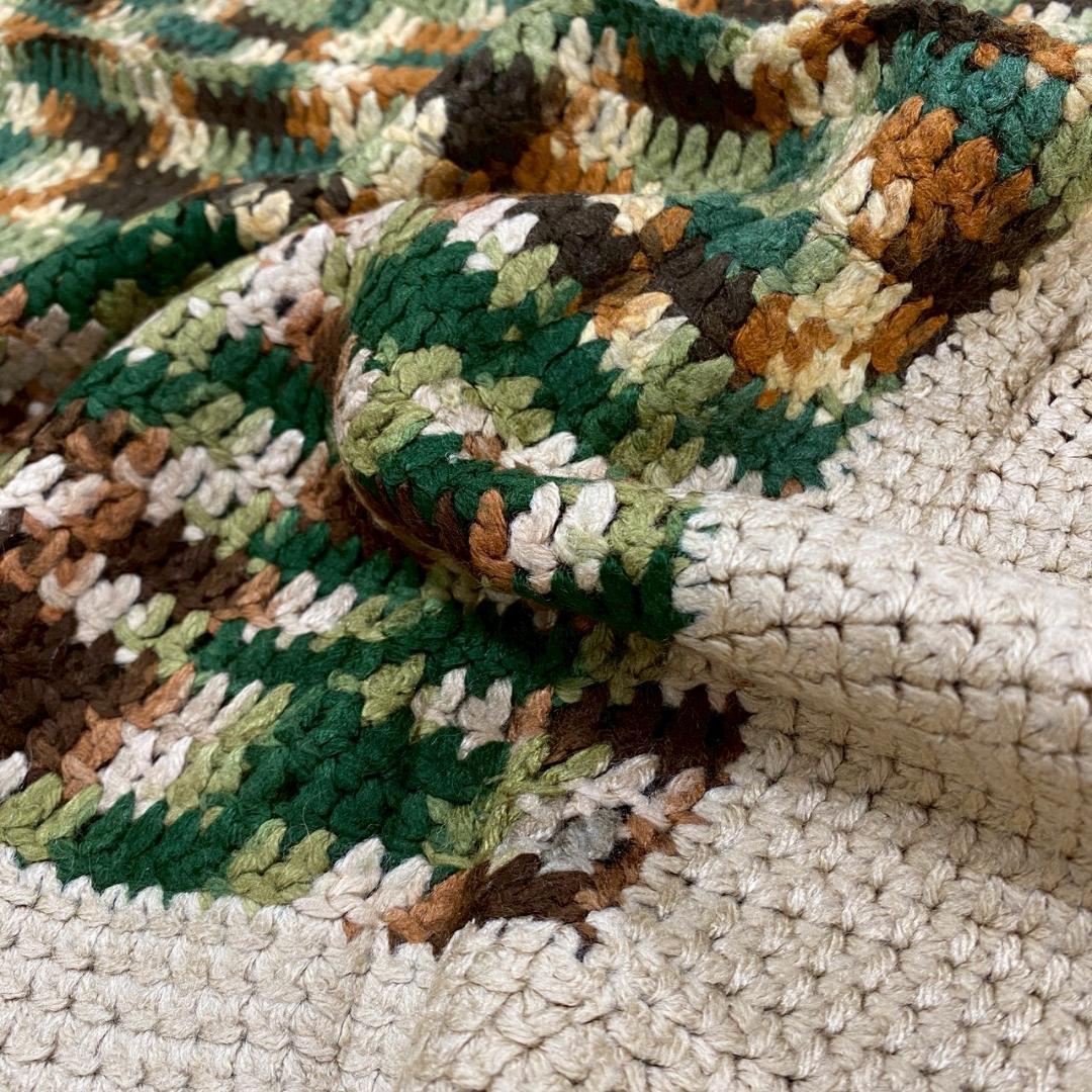 BQMS かぎ針編み ニット ラグ ビンテージ カモフラ柄 アーストーン AK