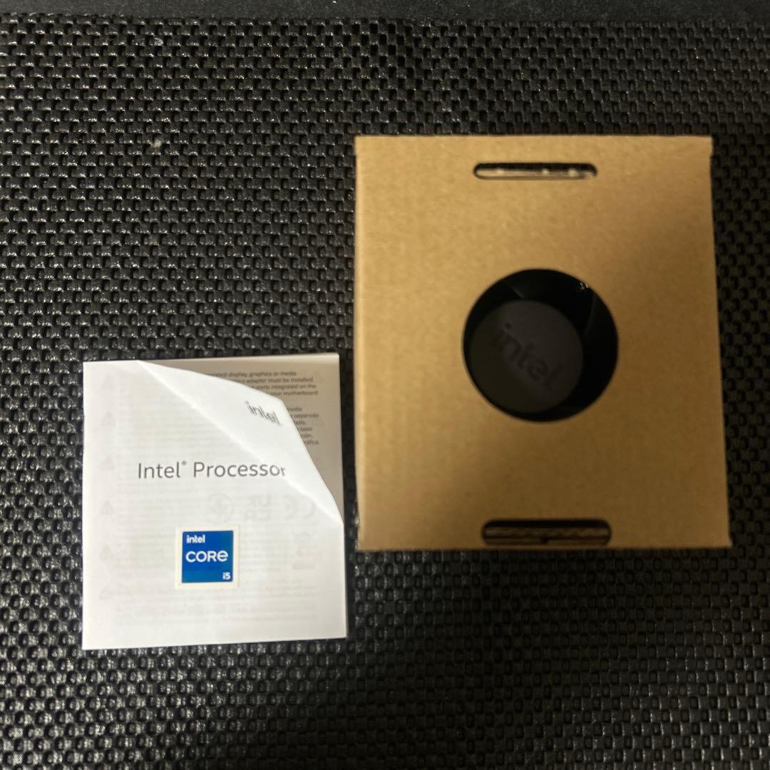 黃*黃様 Intel Core i5-12400F LGA1700