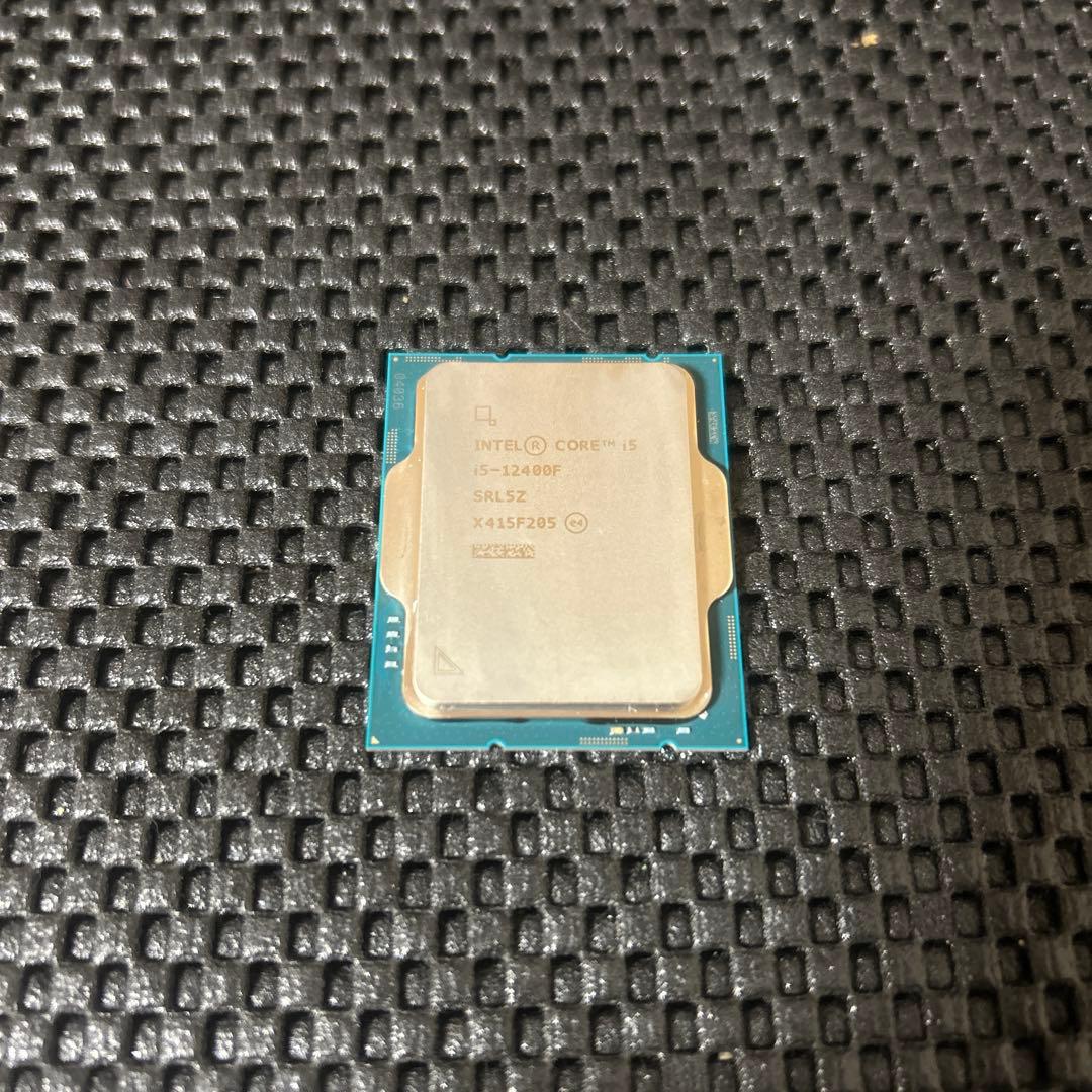 黃*黃様 Intel Core i5-12400F LGA1700