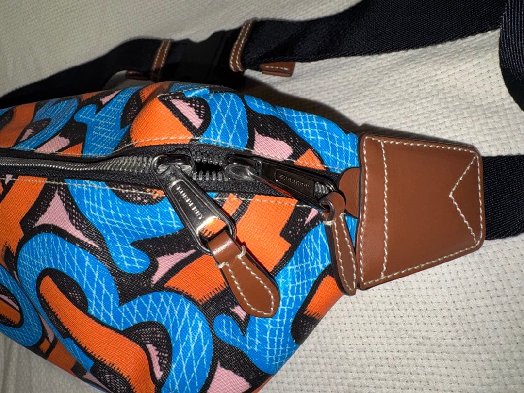 【美品】Burberry ボディバッグ