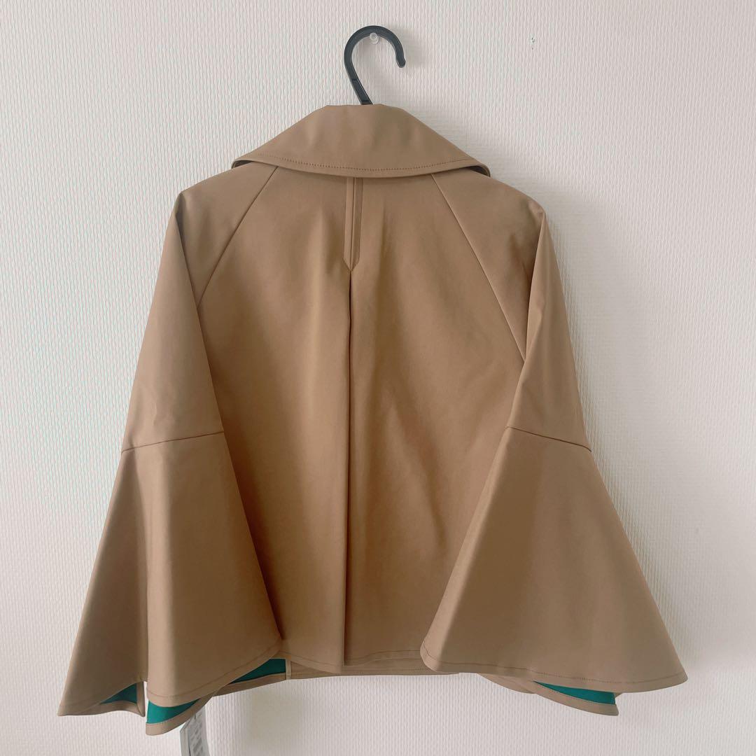 Grandtable フレアスリーブショートアウター　ショート　トレンチコート