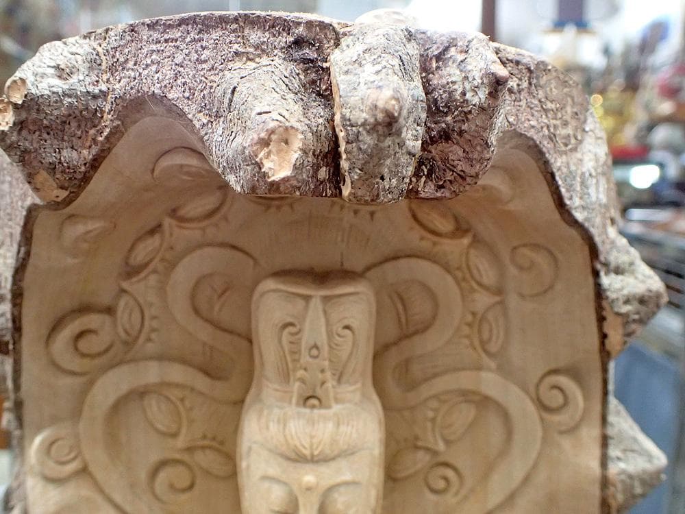 【仏像】観世音菩薩＿木彫り(2,382g)