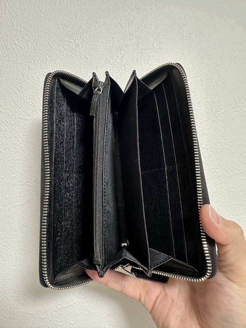 GUCCI（グッチ）長財布 ラウンドファスナー ブラック