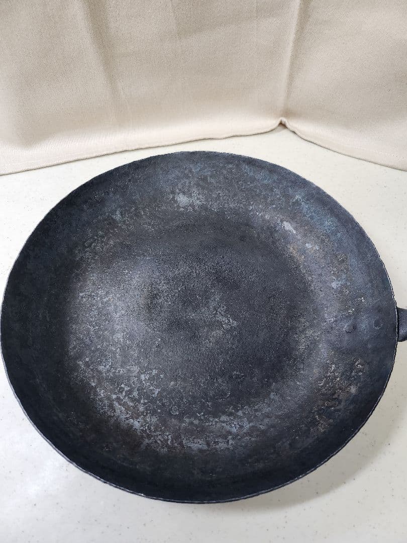 成田理俊　鉄フライパン(蓋付き)　27cm