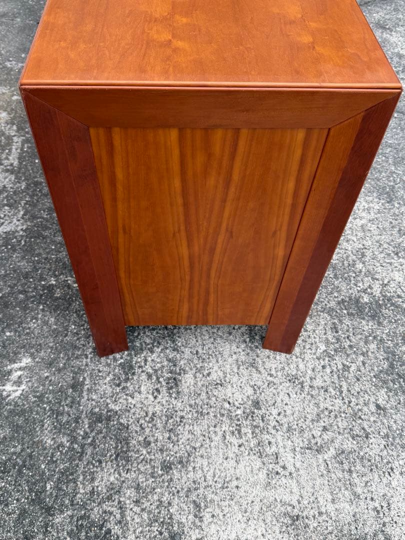 デンマーク Skovby Furniture チェリー材ロングサイドボード｜北欧