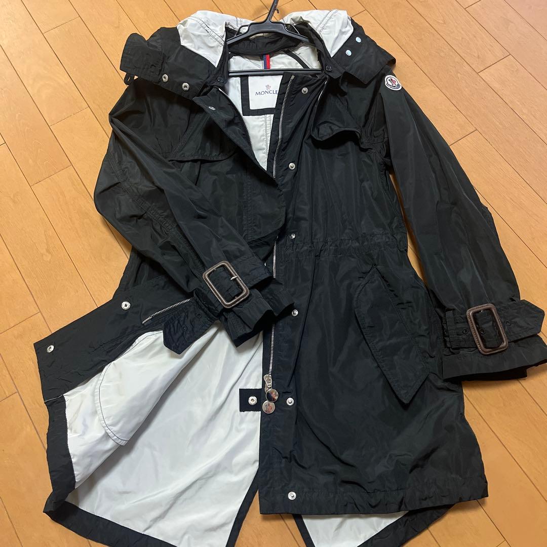 MONCLER ブラックコート