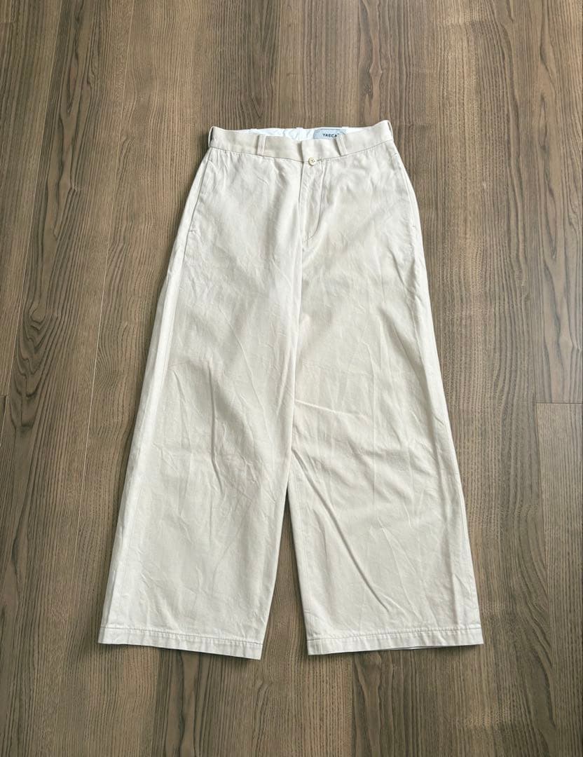chizuru nagaoka ブレスレットとヤエカのパンツ
