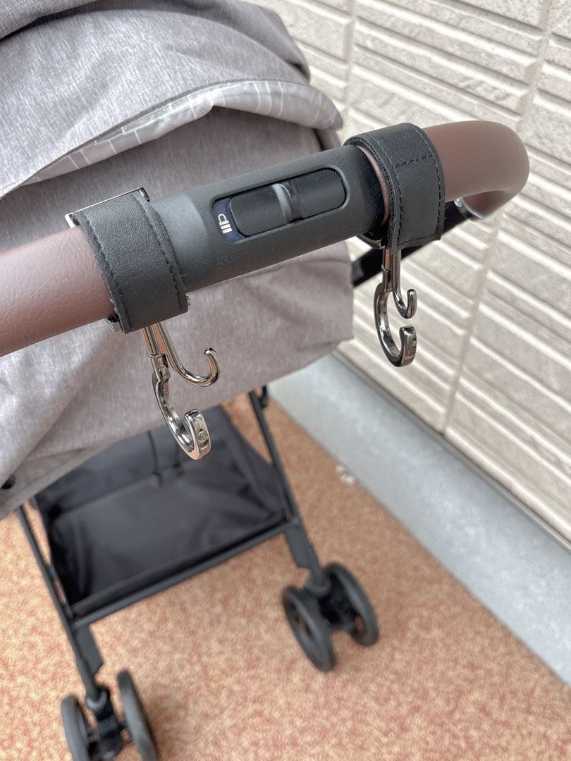 【ukaさん専用】Aprica ベビーカー グレー