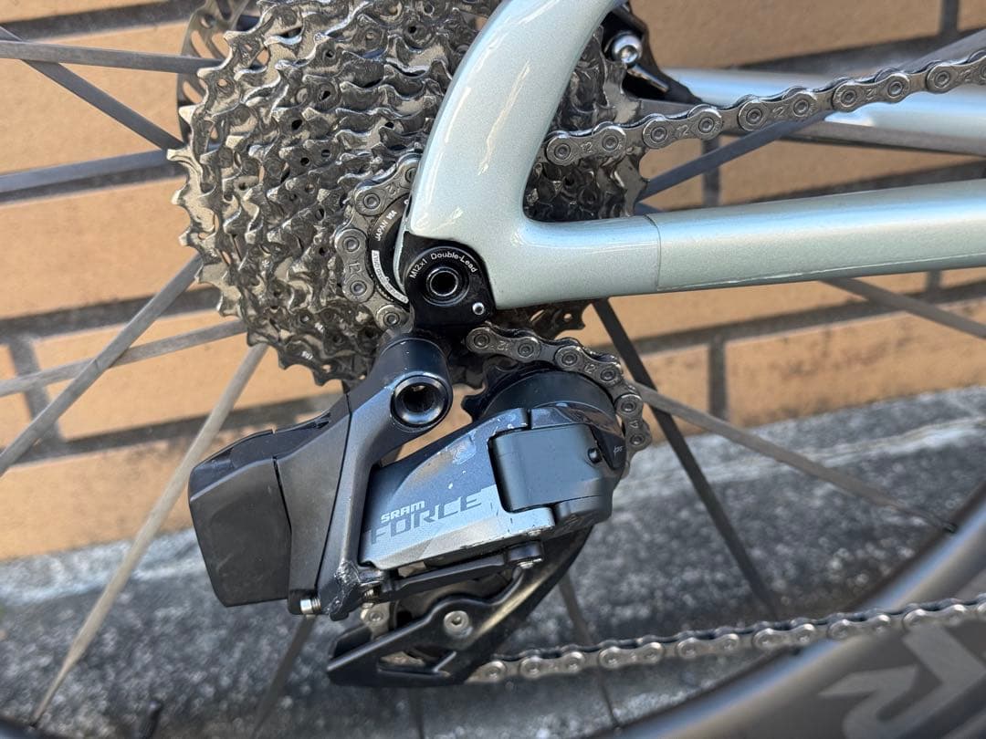 キャノンデール　システムシックス　スラム　etap 完成車　カーボンホイール