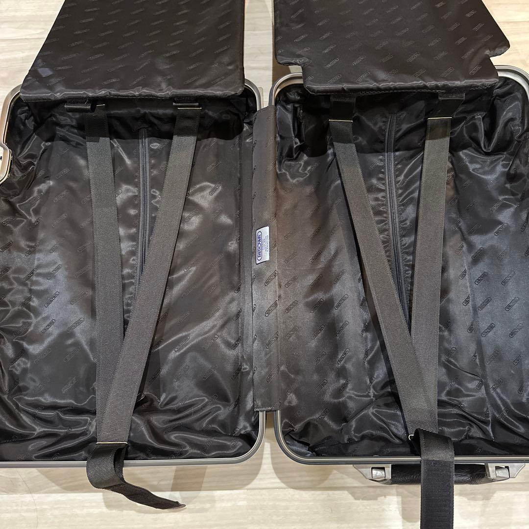 RIMOWA トパーズ チタニウム 32L(機内用)