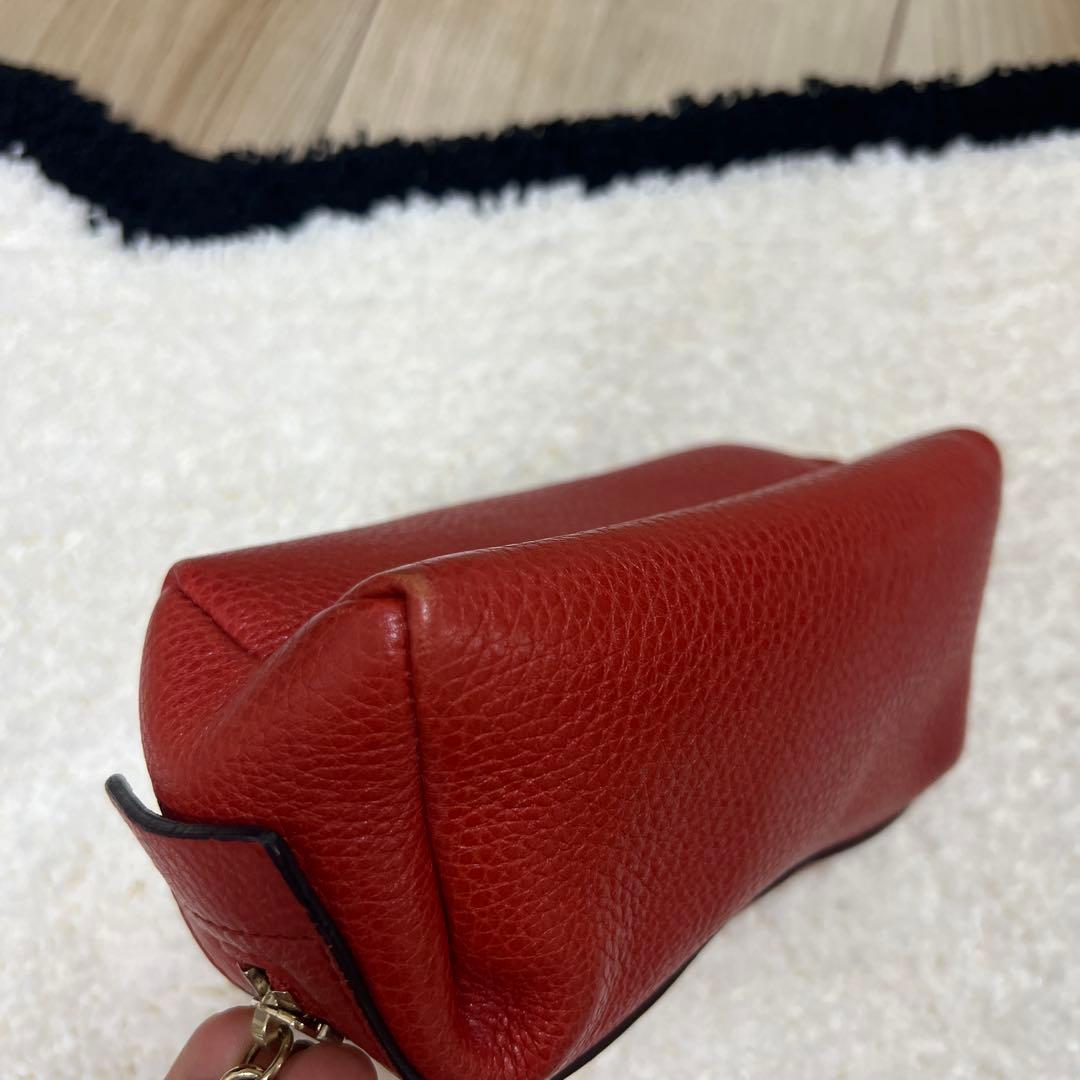 GUCCI レザー ポーチ GGロゴ レッド