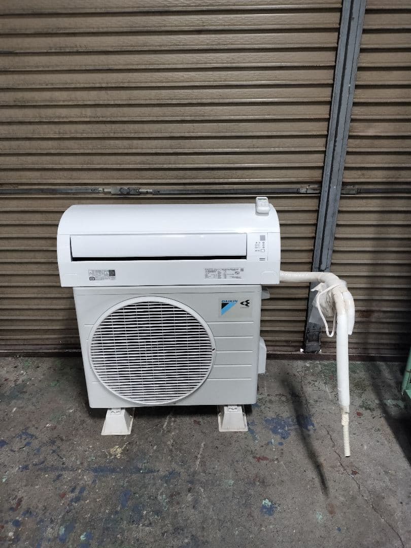 徳*様 ◆直接引き取り限定◆DAIKIN2.2Kw 6畳用AN22WESK-W