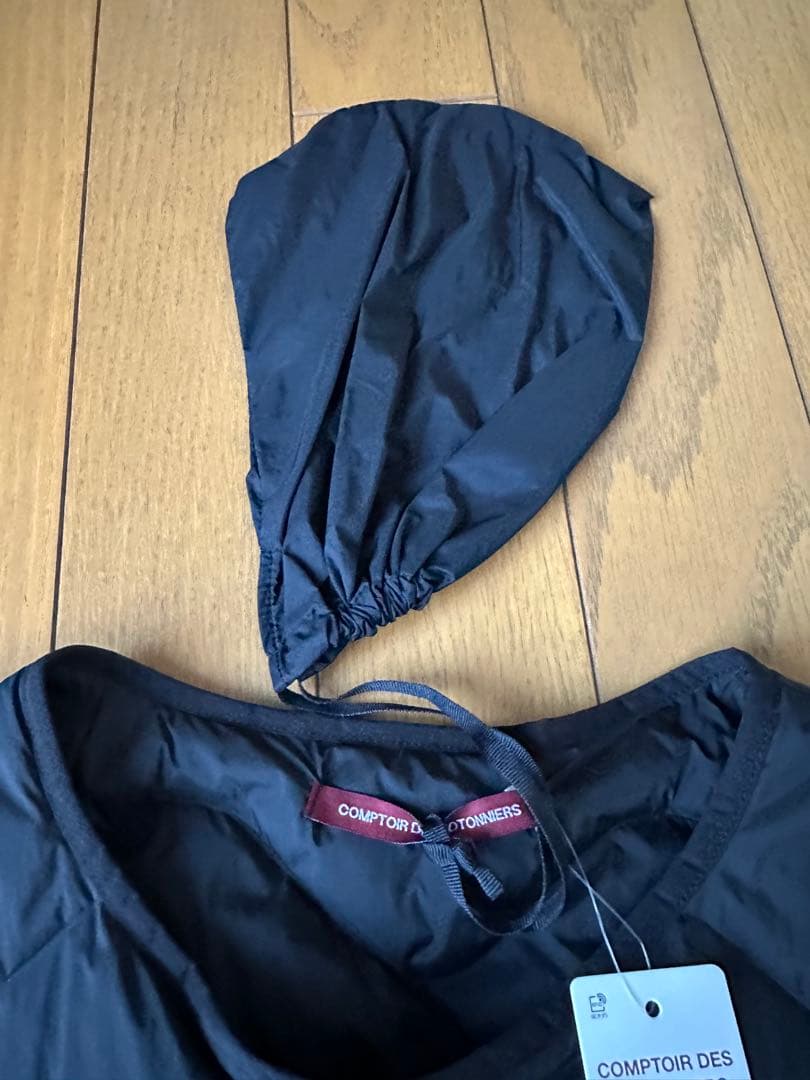 【新品】ユニクロ ウルトラライトダウンベスト コントワーデコトニエ