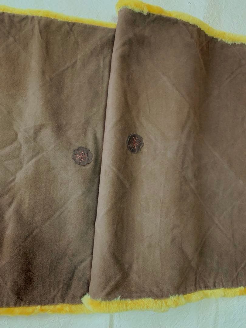 超美品ロフテー上質リアルムートンカーペットソファラグオーストラリア産羊毛辛子色②