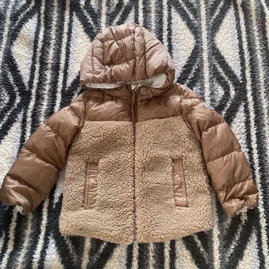 MONCLER フード付きボアダウンジャケット