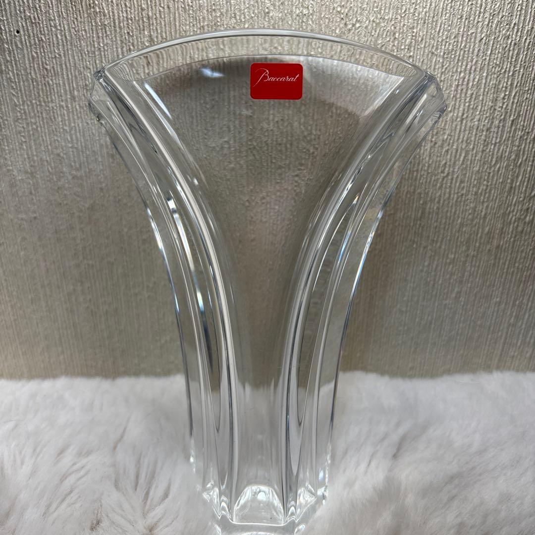※値引き中※【未使用】Baccarat クリスタル花瓶 赤 ギンコS バカラ