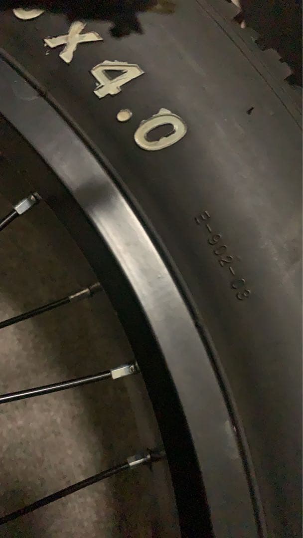 ⭐２０インチ 電動ファットバイク タイヤ ホイル 泥除け前後セット‼️