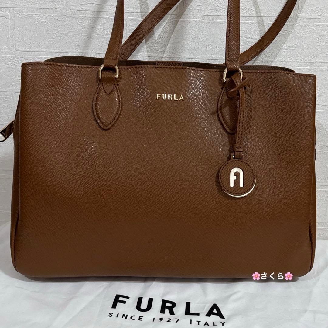 ✨未使用級✨フルラ ミネルヴァ L トートバッグ ビジネスバッグ