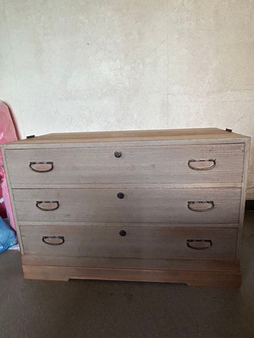 桐箪笥　昭和レトロ　古いものです