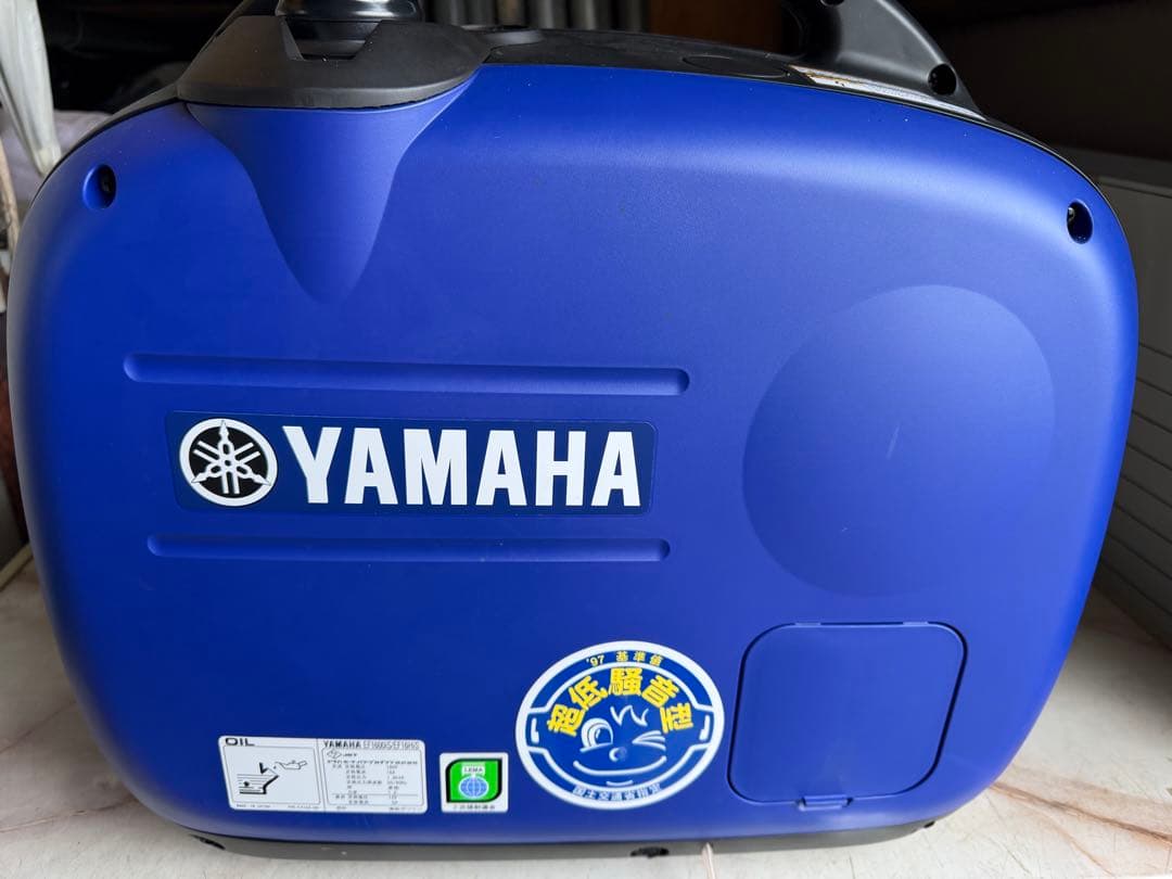新品　試運転のみ　YAMAHAヤマハ インバーター発電機EF1600iS 送料込