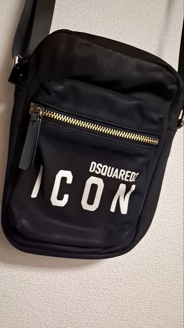 DSQUARED2 ICON メッセンジャーバッグ