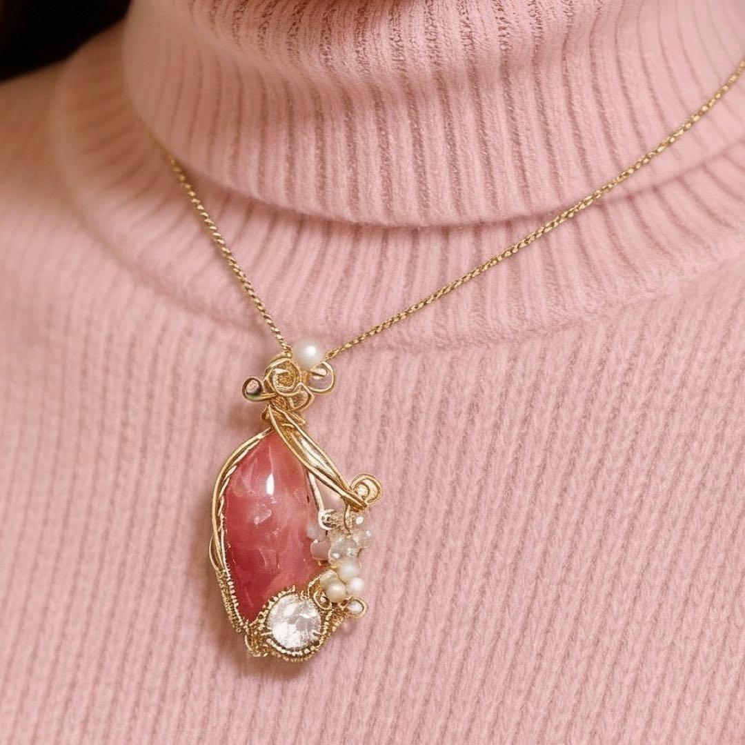 ローズガーデンのきらめき✴︎ワイヤーペンダント