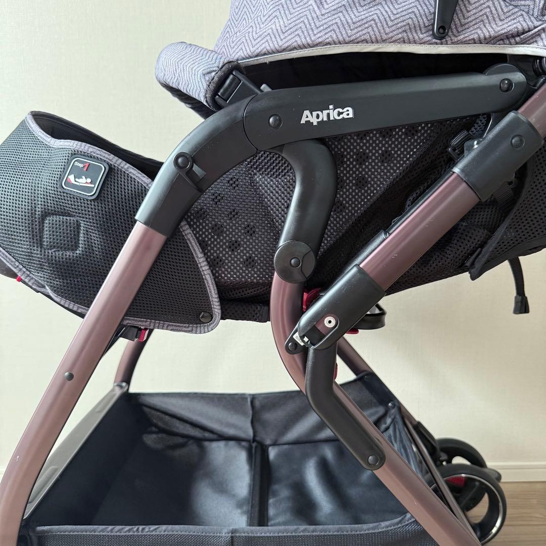 Aprica アップリカ オプティア クッションプレミアム ベビーカー 両対面式
