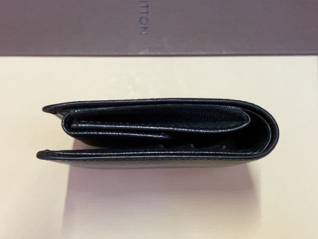 【美品】ルイヴィトン ポルトビエ3カルトクレディ 財布 タイガ アルドワーズ