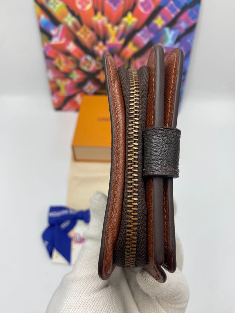 ルイヴィトン モノグラム コンパクトジップ 二つ折り財布 ブラウン