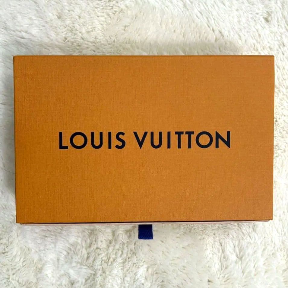 超美品♡ルイヴィトン LOUIS VUITTON アエログラム 長財布 ブラック