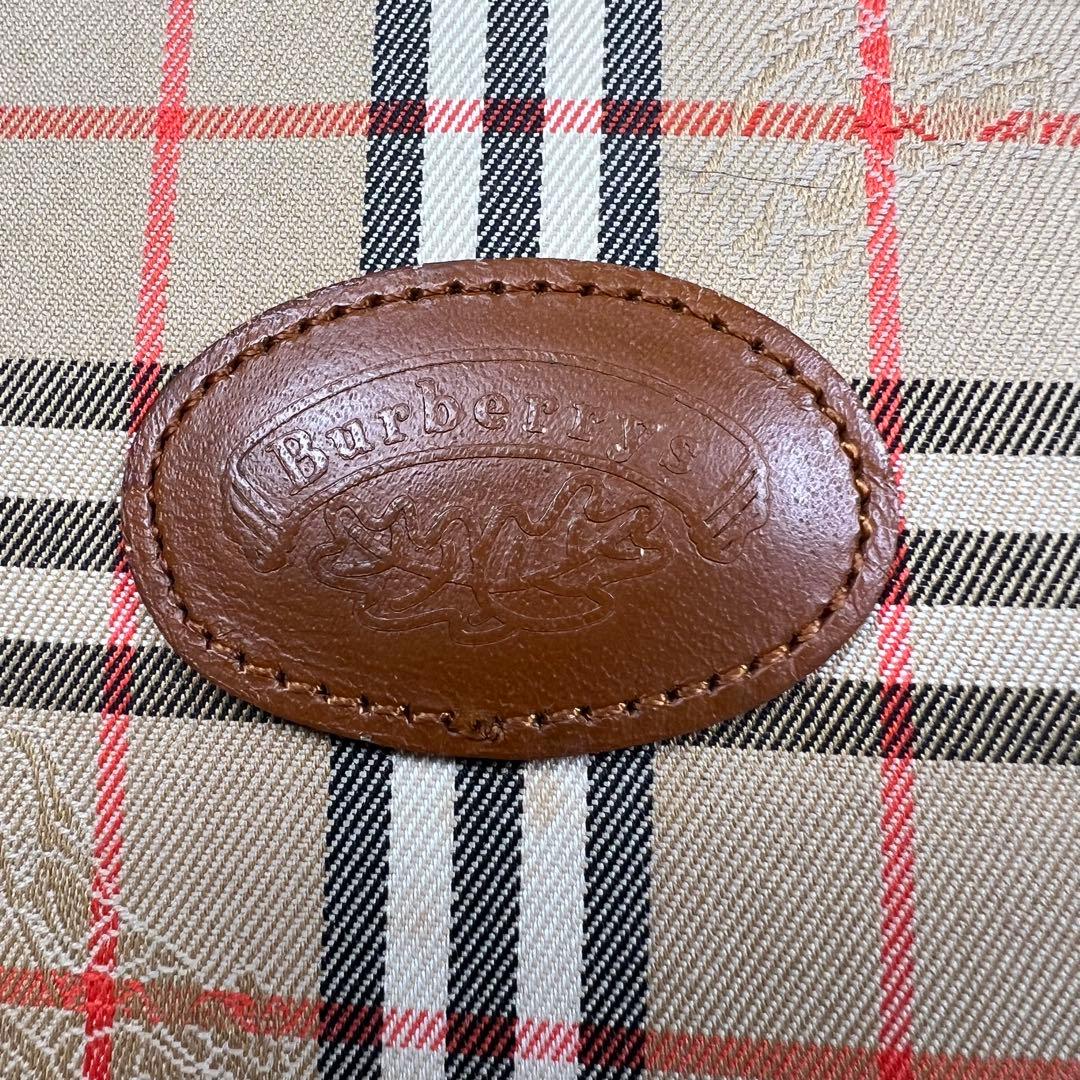 バーバリー Burberrys ノバチェック ポーチ 月桂樹 シャドーホース