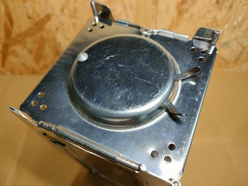 【値下げ中】ヴィンテージ品 極美品 スイス軍フォールディングキャンドルランタン