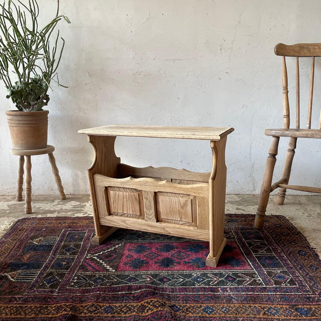 りこビンテージ ブックスタンド　剥離