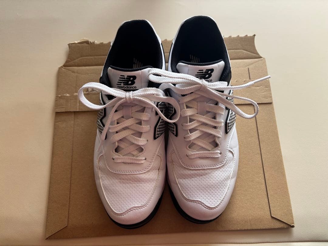 ニューバランス　ゴルフシューズ スパイクレス UGS574M3