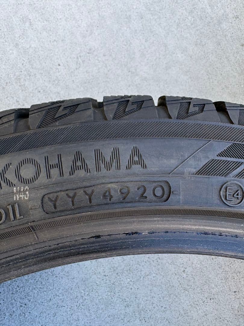 245/40/20 スタッドレスタイヤ YOKOHAMA　IG60 4本セット