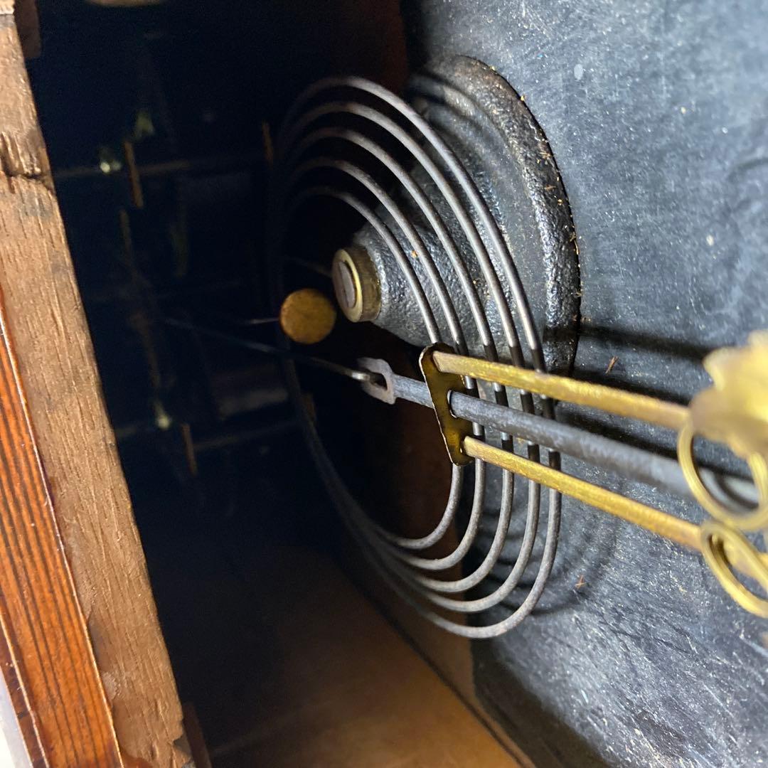 振り子時計　ゼンマイ式　掛け時計 アンティーク　古道具