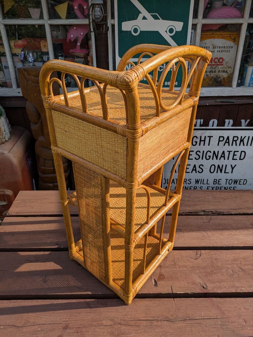 オールドラタンシェルフ 飾り棚 籐 ラタン製 3段シェルフ 引き出し付き　家具