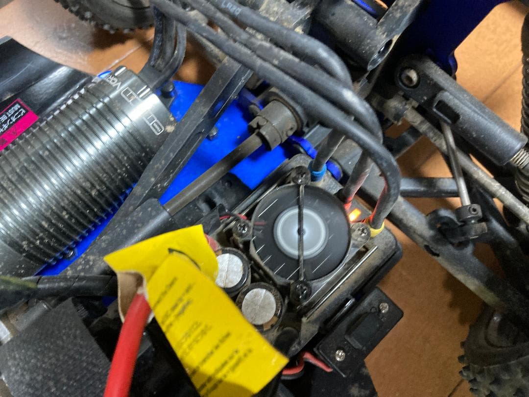 ●京商 1/8バギー インファーノVE レディーセット 送受信機付き！