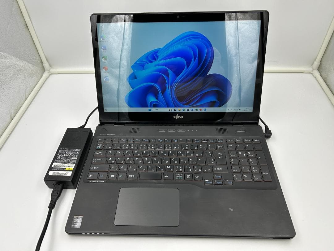 ノートパソコン windows11 オフィス付き core i7 AH77/RB
