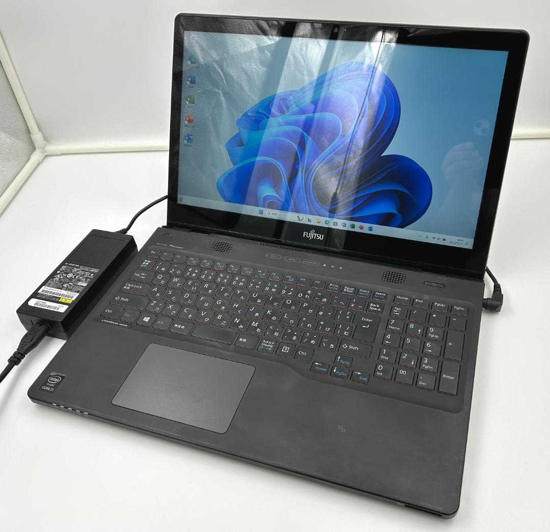 ノートパソコン windows11 オフィス付き core i7 AH77/RB