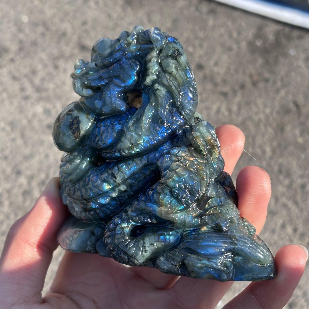 天然石ラブラドライトの龍　置物　彫り物G.252