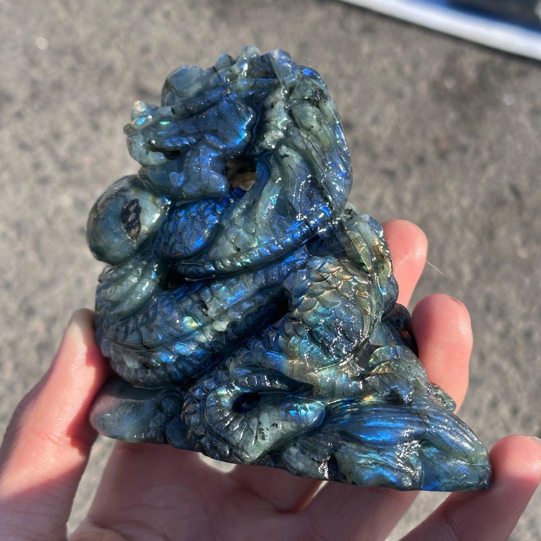 天然石ラブラドライトの龍　置物　彫り物G.252