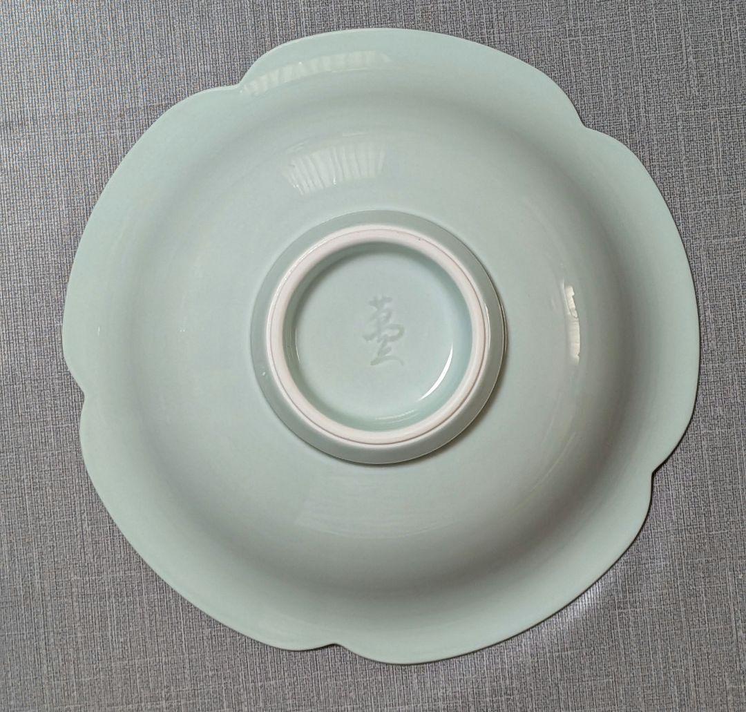 人間国宝　井上萬二窯　青白磁公孫樹文 　菓子鉢