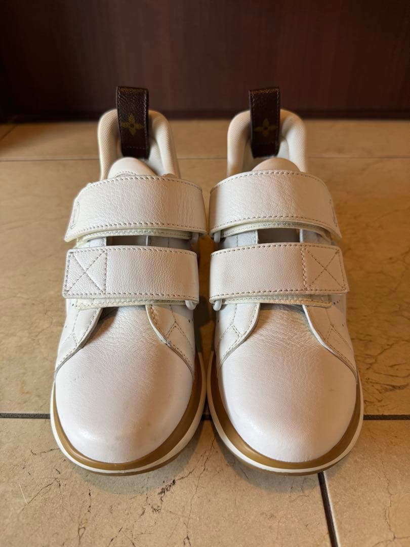 ルイヴィトン スニーカー