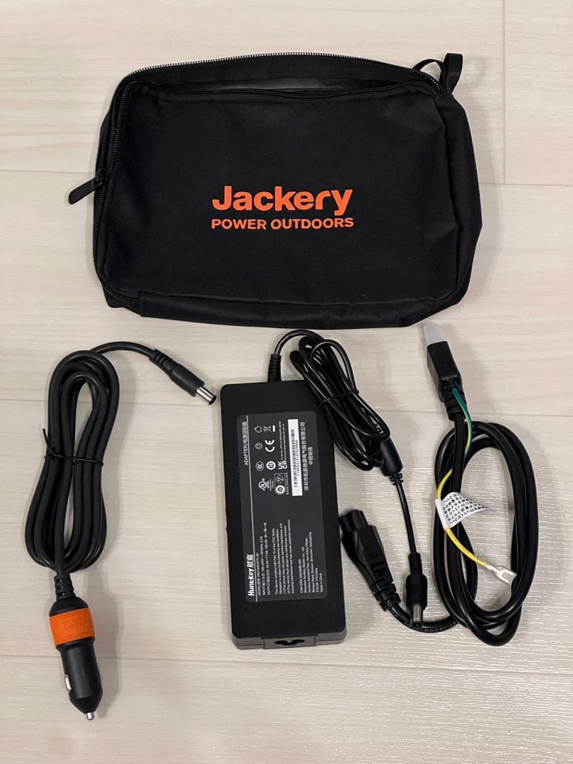 極美品　Jackery ポータブル電源 708 700