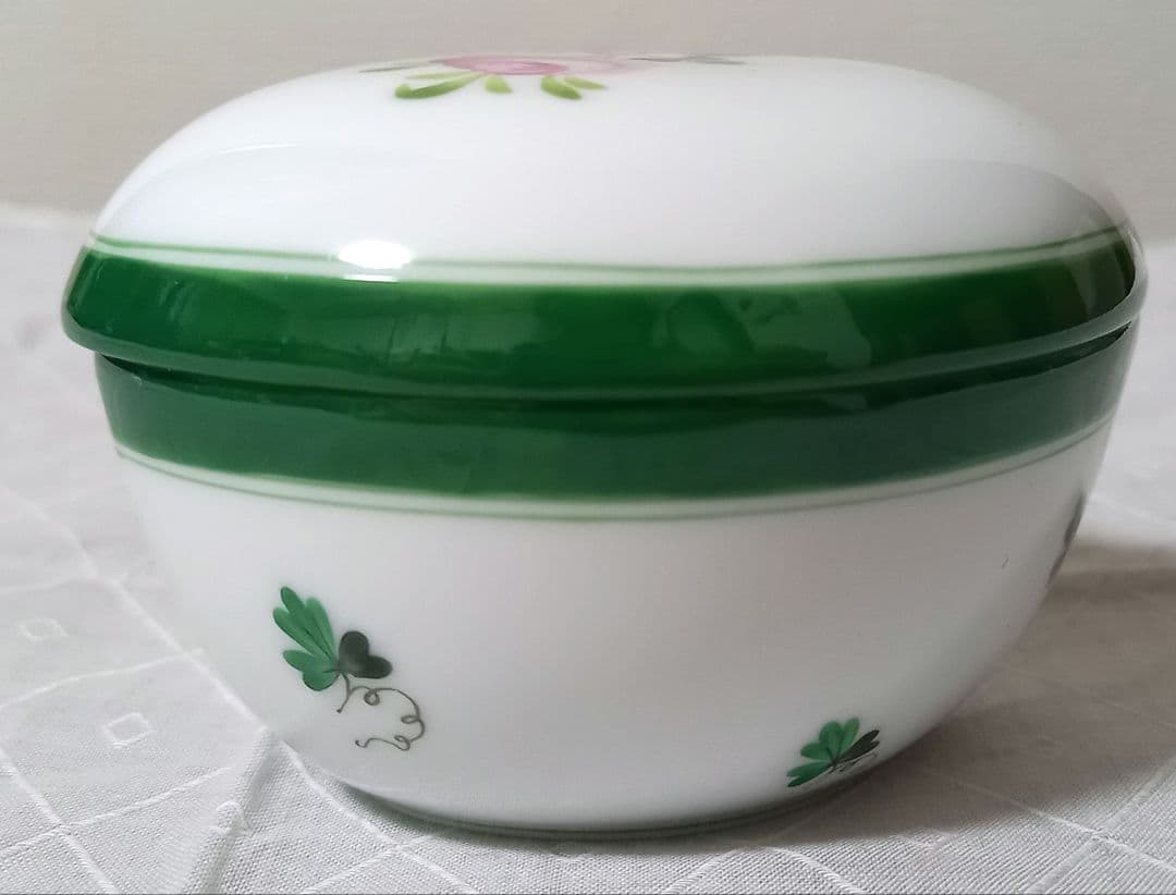 ヘレンド　ウィーンの薔薇　小箱　ボンボン入れ